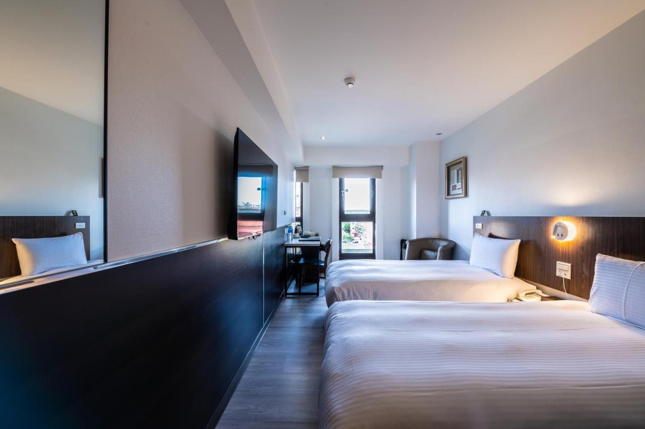 טאיפיי Hub Hotel - Songshan Airport Branch מראה חיצוני תמונה
