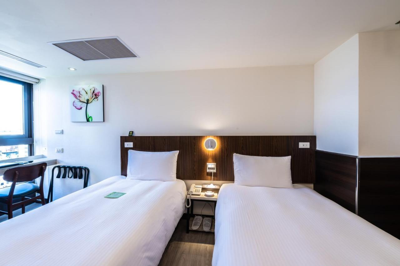 טאיפיי Hub Hotel - Songshan Airport Branch מראה חיצוני תמונה
