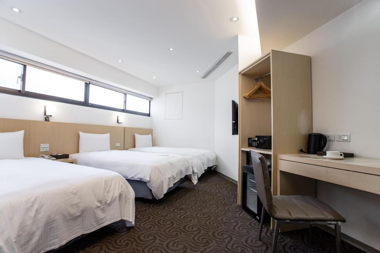 טאיפיי Hub Hotel - Songshan Airport Branch מראה חיצוני תמונה