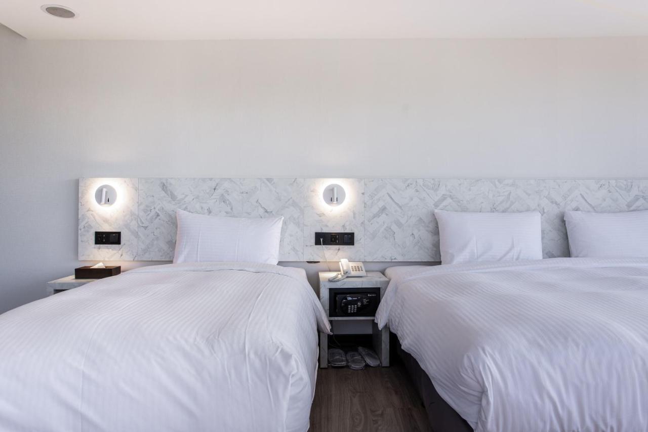 טאיפיי Hub Hotel - Songshan Airport Branch מראה חיצוני תמונה