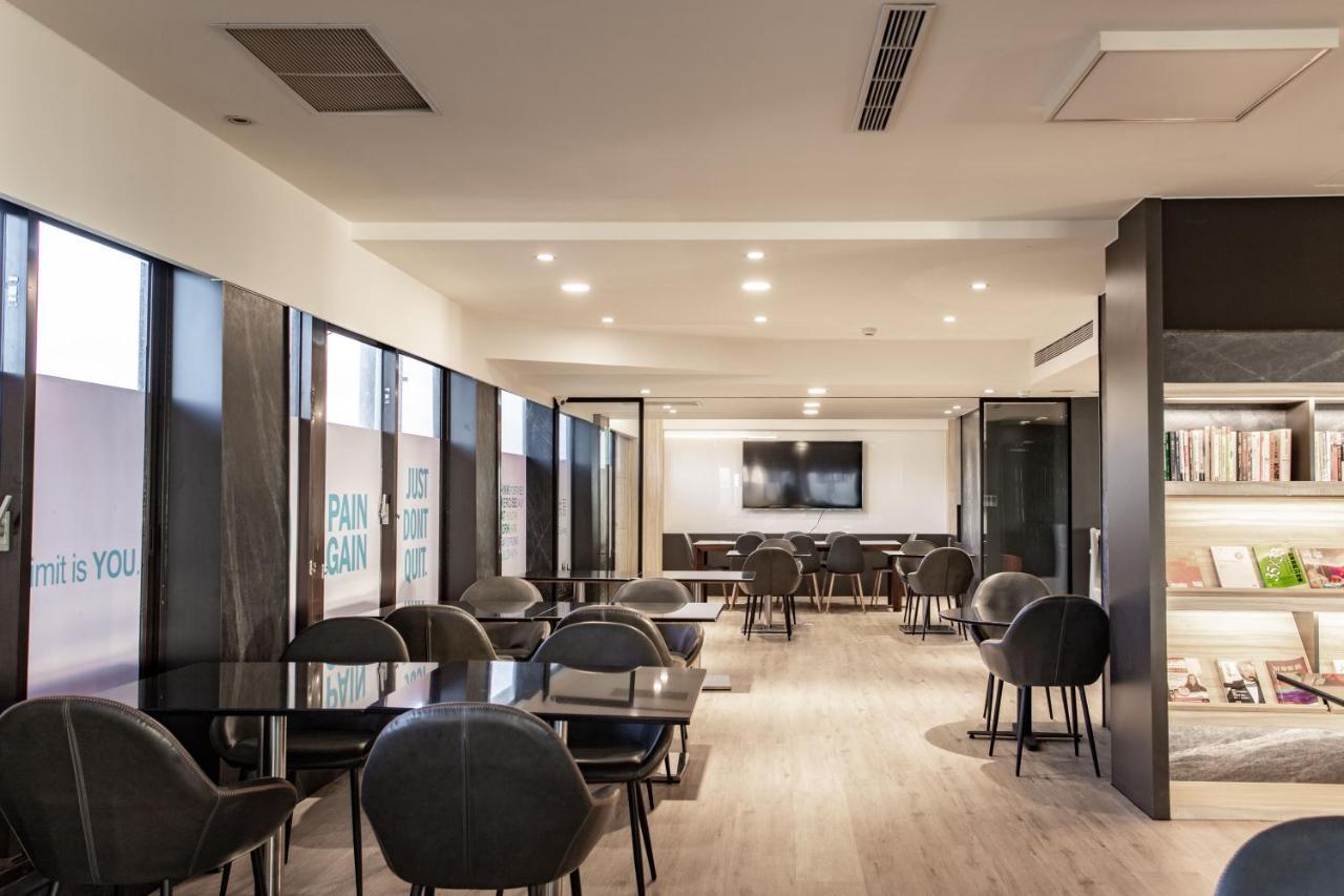 טאיפיי Hub Hotel - Songshan Airport Branch מראה חיצוני תמונה