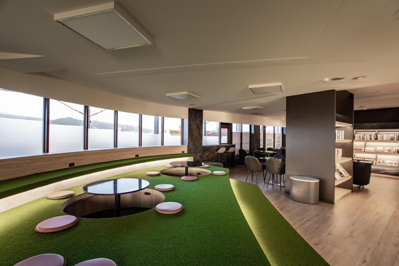 טאיפיי Hub Hotel - Songshan Airport Branch מראה חיצוני תמונה