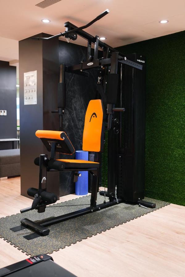 טאיפיי Hub Hotel - Songshan Airport Branch מראה חיצוני תמונה